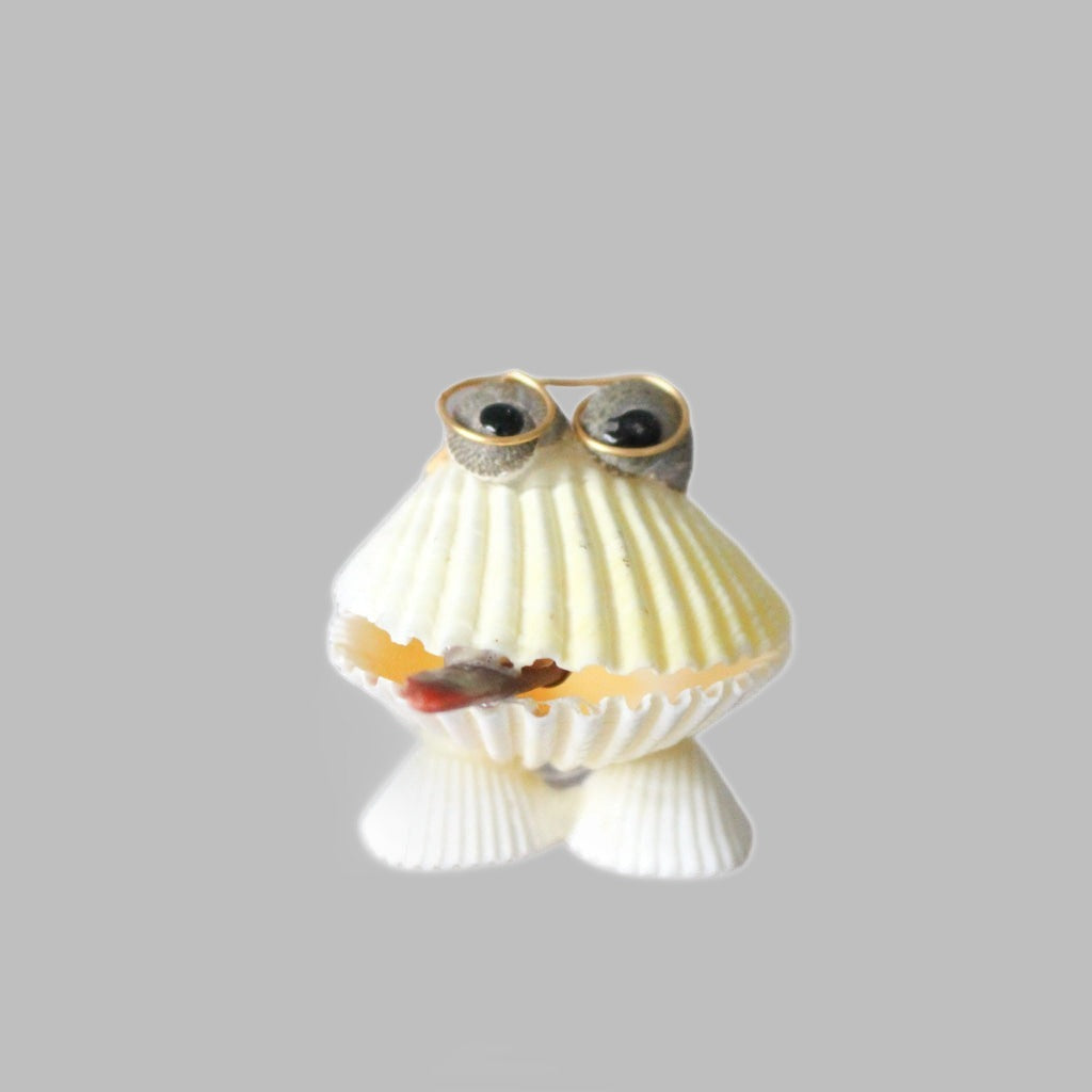 Cockle Frog With Cigar And Glasses
