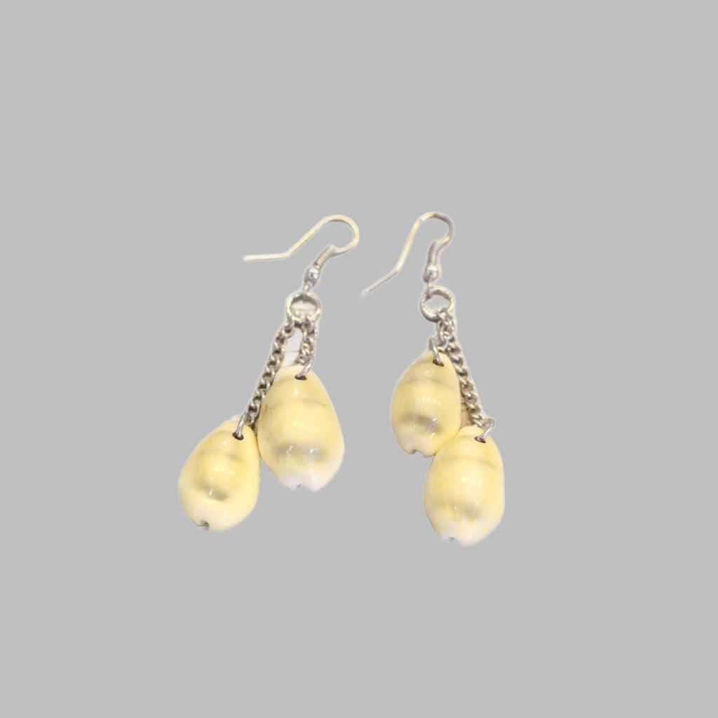 Earring Double Cowrie On Chain
