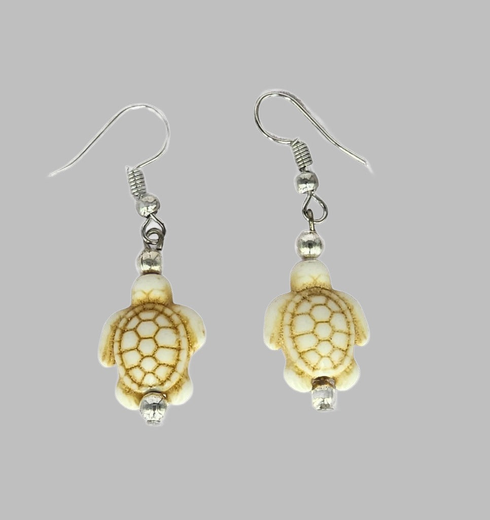 Earring White Turtle With Silver Beads.