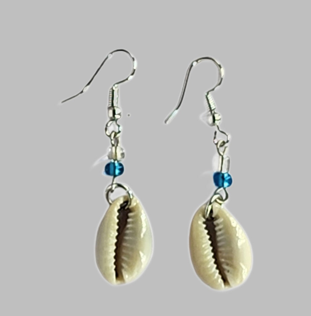 Earring With Sliced Cowrie And Clear Blue Beads