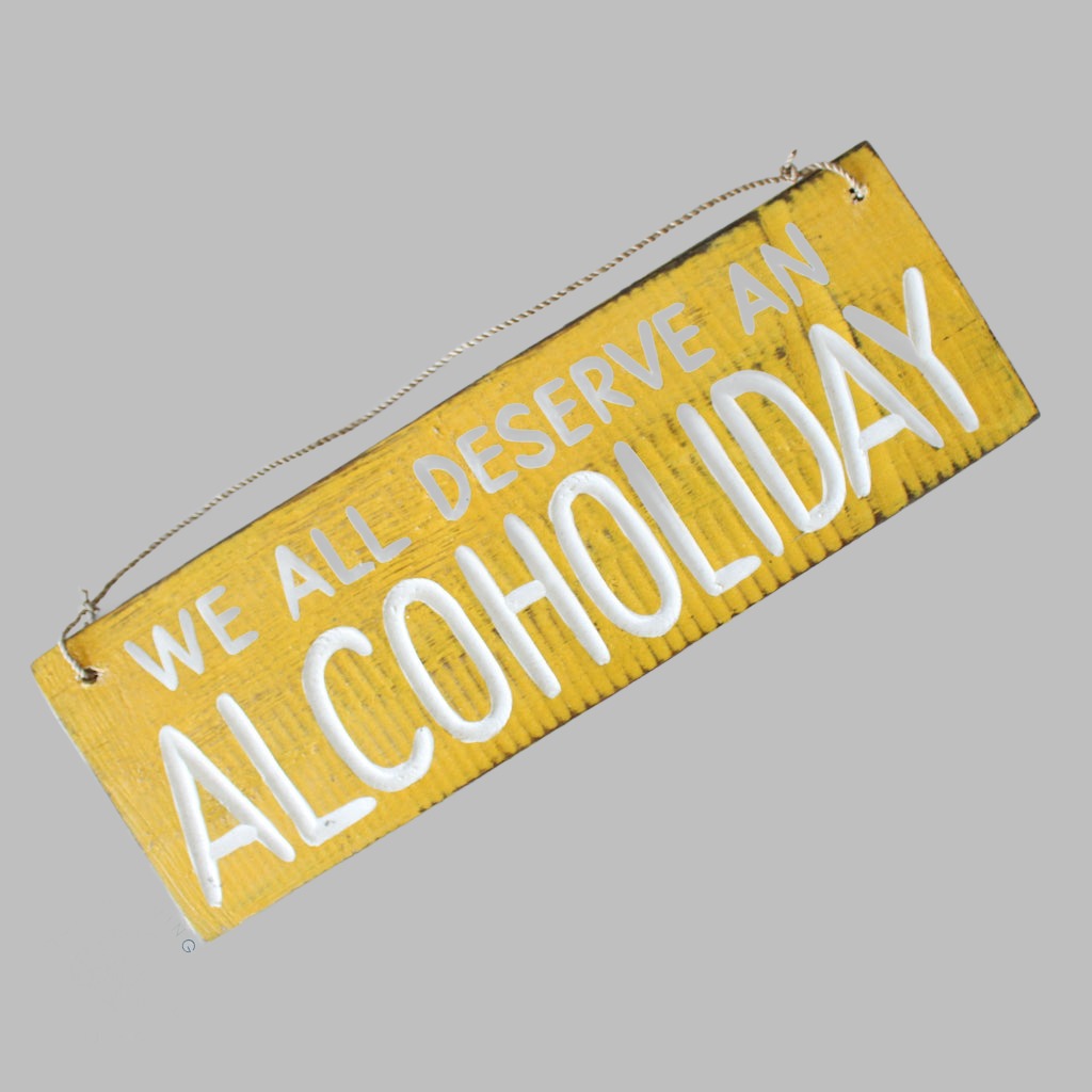 Wooden Sign (10X30Cm) Alcoholiday